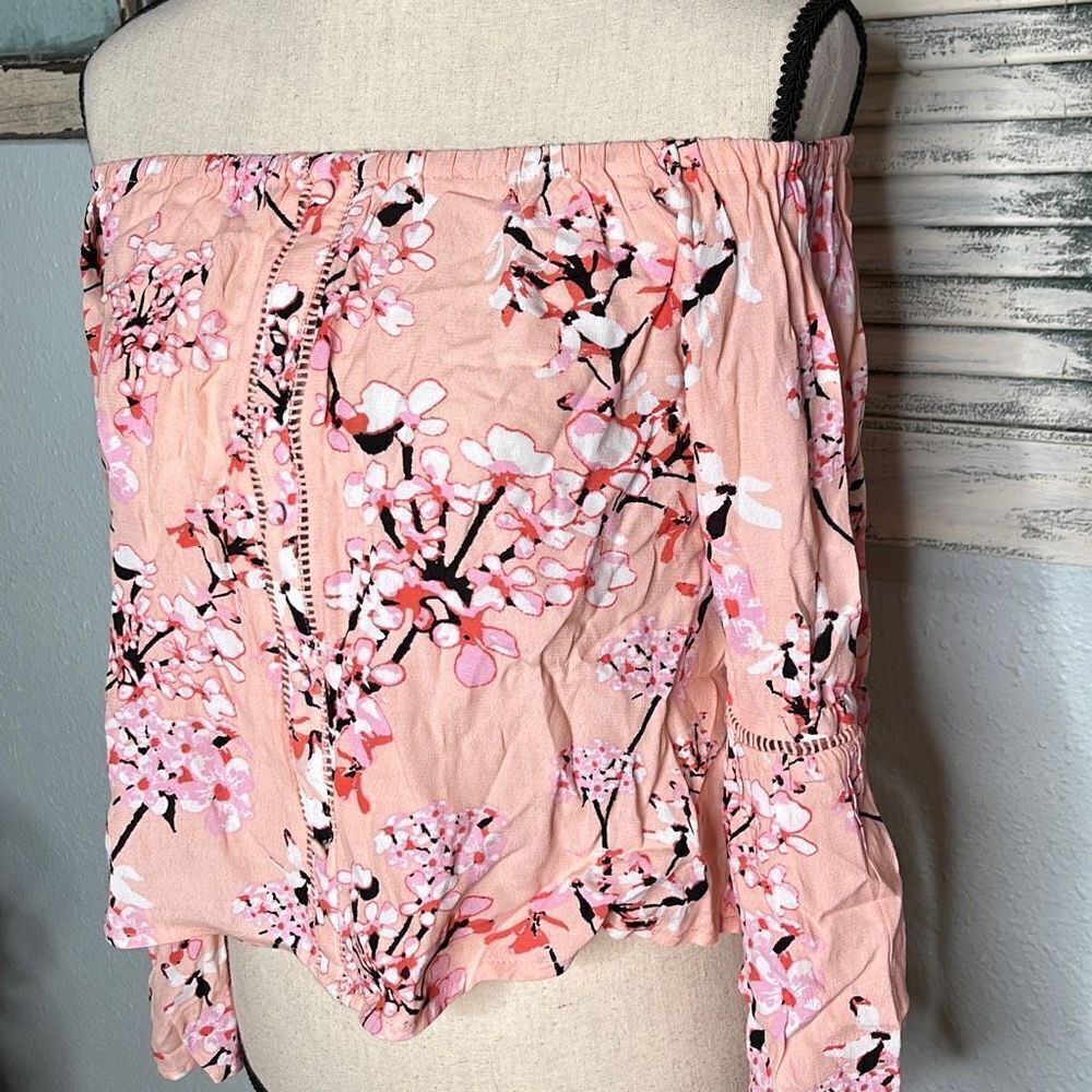Cupcakes And Cashmere Cherry Blossom Off Shoulder Blouse Crop Top Trim Size Extr - Picture 3 of 11